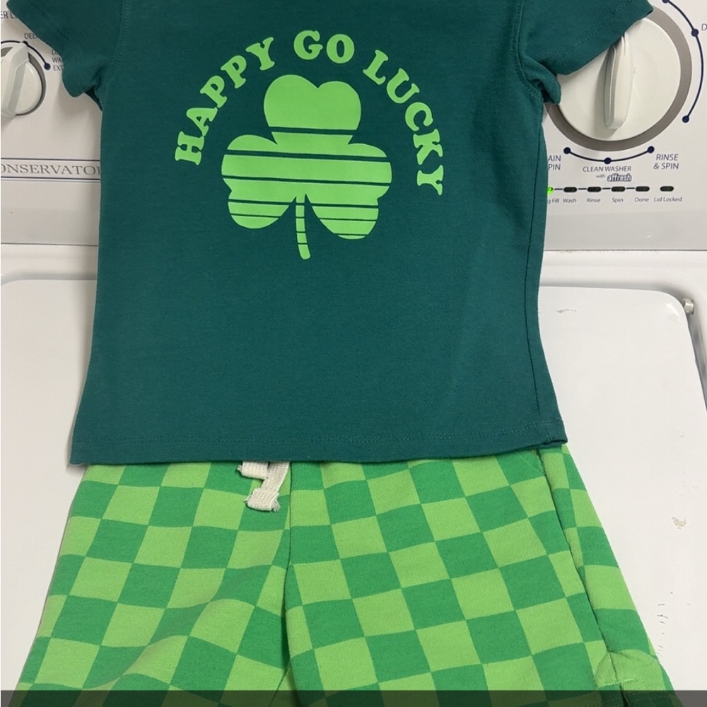 Happy Go Lucky Shamrock Tee & Checker Shorts Set - Green